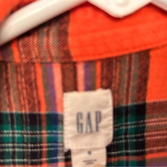 GAP orange Plaid Button-Up Shirt - Picture 3 of 3